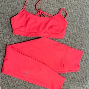 ALO Yoga Vibrant Coral Sports Bra and Leggings Set